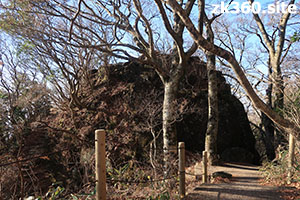 筑波山の立身石1