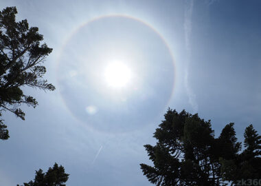 八幡平上空のハロ